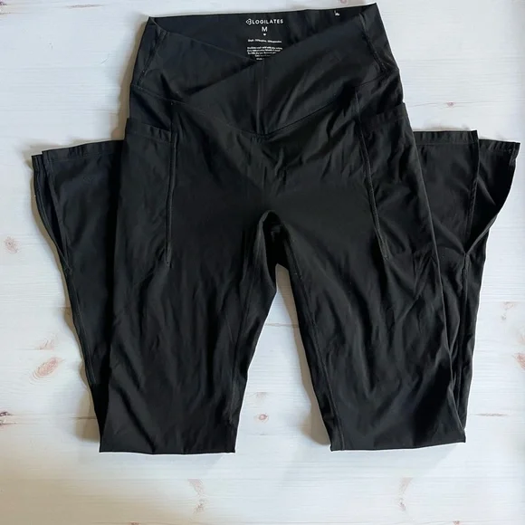 Blogilates - Black Flared leggings - Picture 2 of 7